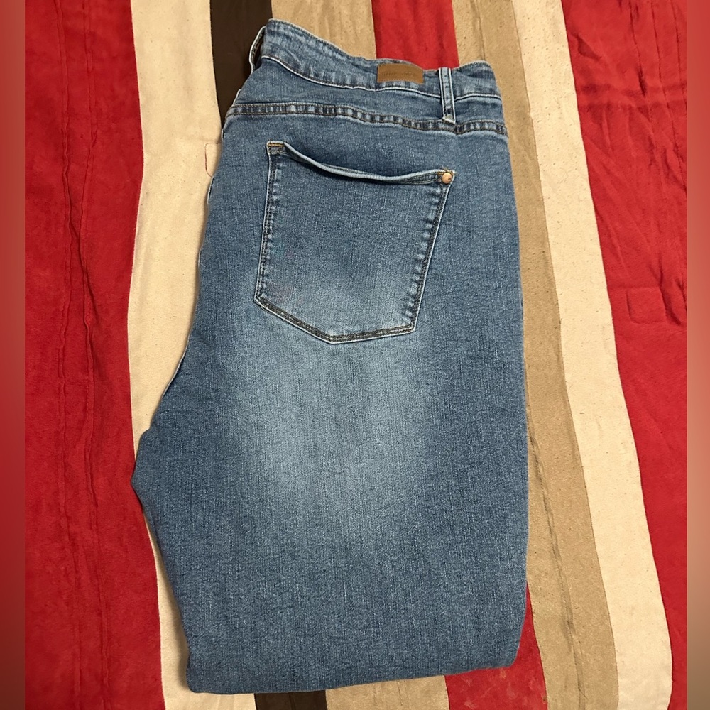 Judy Blue size 24 excellent condition